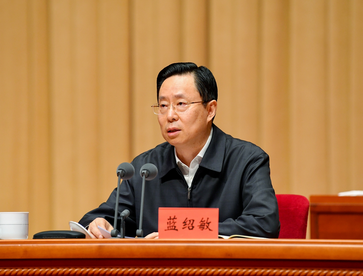 李炳军在全省农业现代化推进大会上强调 加快农业现代化推动农业高质量发展 为在乡村振兴上开新局提供有力支撑