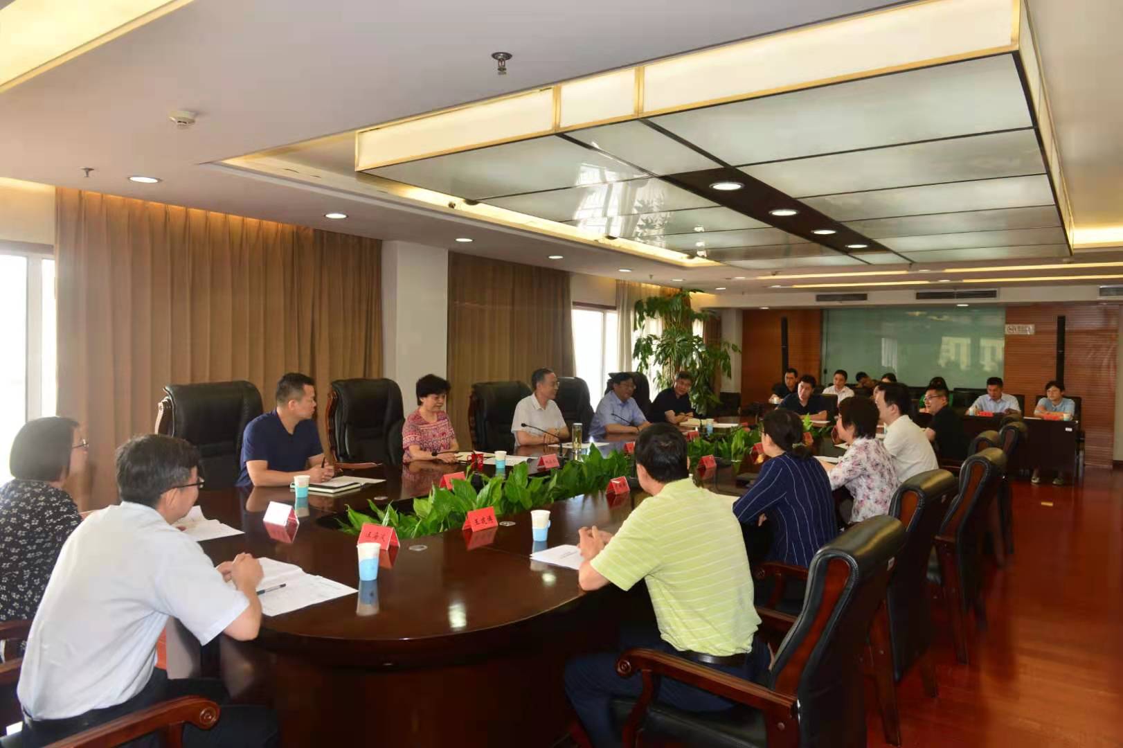万立骏出席新任职干部集体谈话会并讲话