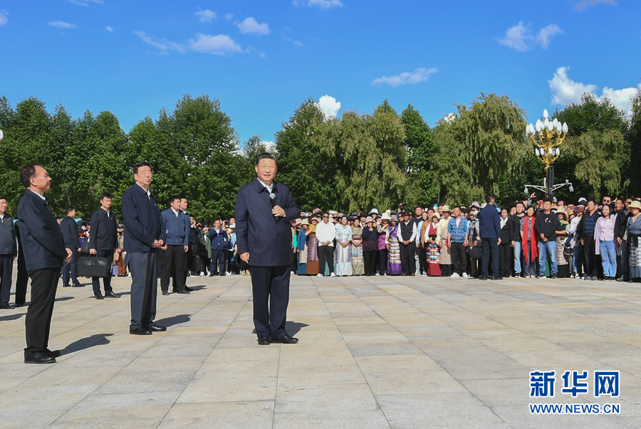 习近平在西藏考察时强调 全面贯彻新时代党的治藏方略 谱写雪域高原长治久安和高质量发展新篇章