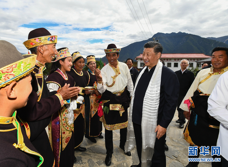 习近平在西藏考察时强调 全面贯彻新时代党的治藏方略 谱写雪域高原长治久安和高质量发展新篇章