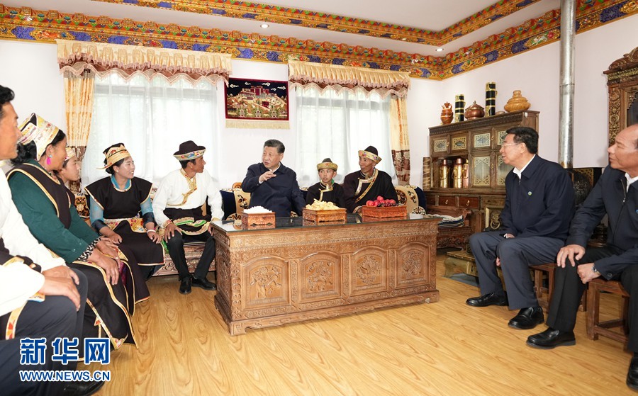 习近平在西藏考察时强调 全面贯彻新时代党的治藏方略 谱写雪域高原长治久安和高质量发展新篇章