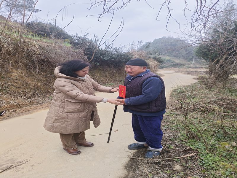 黄琳宣讲近期省市重要会议精神