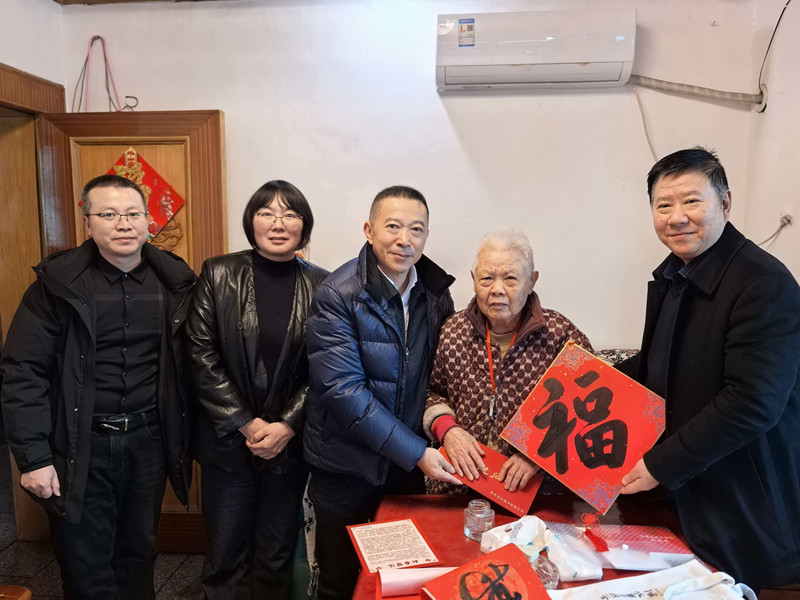 省侨联副主席杨黔生一行赴思南县开展春节走访慰问活动